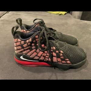 Nike Lebron James Basketball Shoes. Size 2.5Y